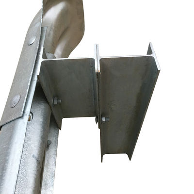 Наружная безопасность горячее погружение оцинкованный W Beam Guardrail с стальной H Post и расстояние