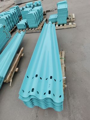 Защита дорог Q235 Q345 Горячее оцинкованное холодно прокатаное стальное ограждение Размер