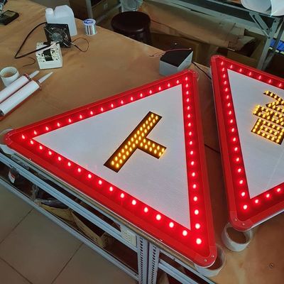 Специальное светоотражающее полотно дорожно-транспортной безопасности с опциями высокой видимости