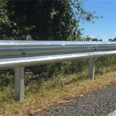 Наружная охрана Q235 Q345 Оцинкованный Aashto M180 W Beam Guardrail для автомагистралей в продаже