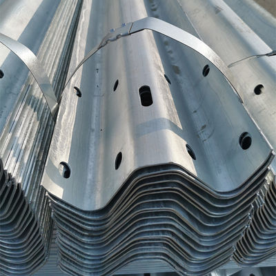 Стандарт AASHTO M-180 Сертифицированный W Beam Galvanized Highway Guardrail для Q235 Q345 стали