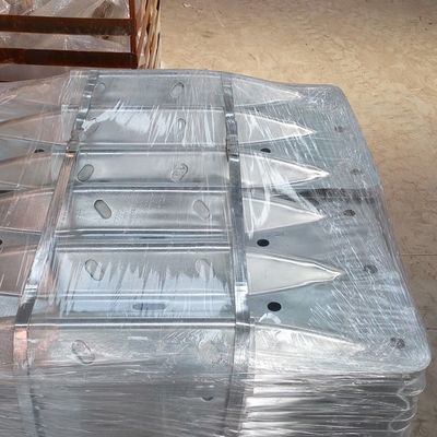 Прокатная ограждение для безопасности дорожного движения горячее погружение оцинкованной стали W Beam Bridge Guardrail