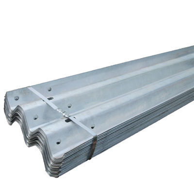 CE/BV/ISO 18001 Сертифицированный W Beam 2 Сгибающая стальная ограждение для ограждения от столкновений на шоссе
