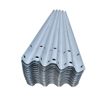 Стандарт AASHTO M-180 Shandong Steel W Beam Traffic Barrier с покрытием в порошке