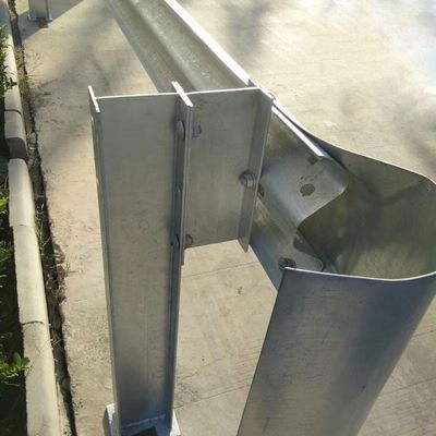 Безопасность дорожного движения Shandong Steel H Blocker/ Spacer for Highway Guardrail Performance
