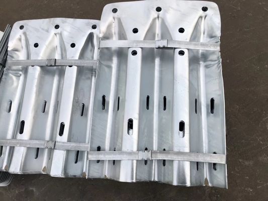 Наружная охрана оцинкованный W Beam End/Thrie Beam End Terminal End для дорожного ограждения