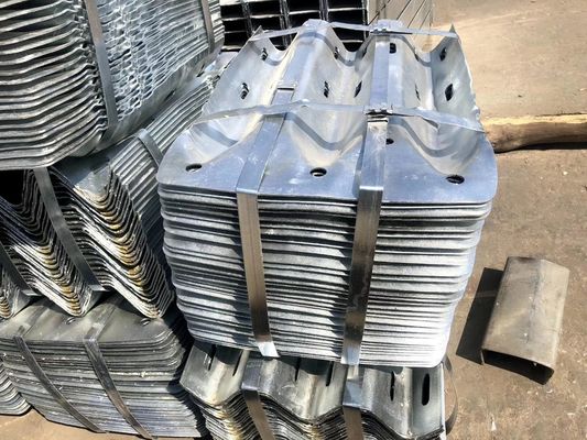 Наружная охрана оцинкованный W Beam End/Thrie Beam End Terminal End для дорожного ограждения