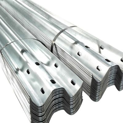 AASHTO M180 Горяче погруженная оцинкованная стальная дорожная безопасность Барьер дорожного движения