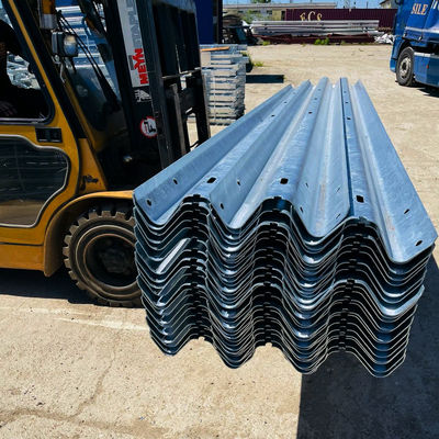 AASHTO M180 Горяче погруженная оцинкованная стальная дорожная безопасность Барьер дорожного движения