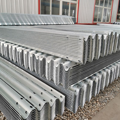 W Beam Highway Guardrail с стандартом AASHTO M-180 и цинковым покрытием 550-600 г/м2
