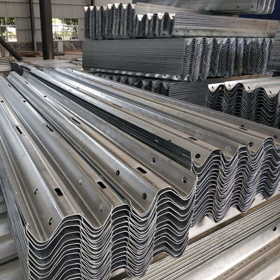 W Beam Highway Guardrail с стандартом AASHTO M-180 и цинковым покрытием 550-600 г/м2