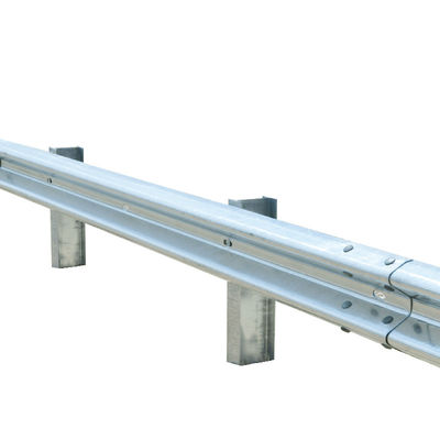 AASHTO M-180 Стандартная оцинкованная железная дорога с круглым ограждением экспортируется в Африку