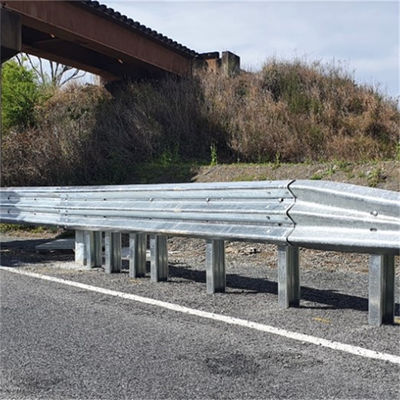 Противокоррозионный W-beam Highway Guardrail - окончательное решение для барьеров столкновения