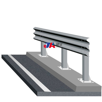 2022 Производство W Beam Highway Guardrail Block Spacer с цинковым покрытием 550-600 г/м2