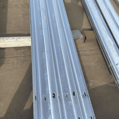 2022 Производство W Beam Highway Guardrail Block Spacer с цинковым покрытием 550-600 г/м2