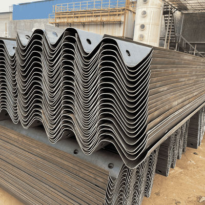 W Beam Highway Guardrails с материалом Q235 Q345 и оцинкованным порошковым покрытием