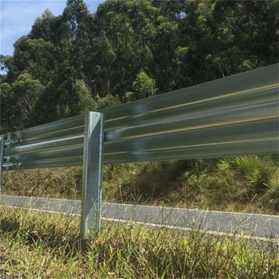 ISO9001/TUV/BV/CE Сертифицированный W Beam Guardrail для горячей оцинкованной защиты от дорожных аварий